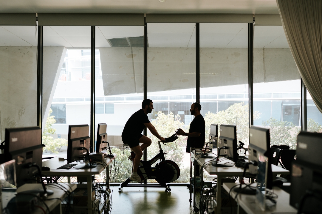 Students in the exercise physiology lab