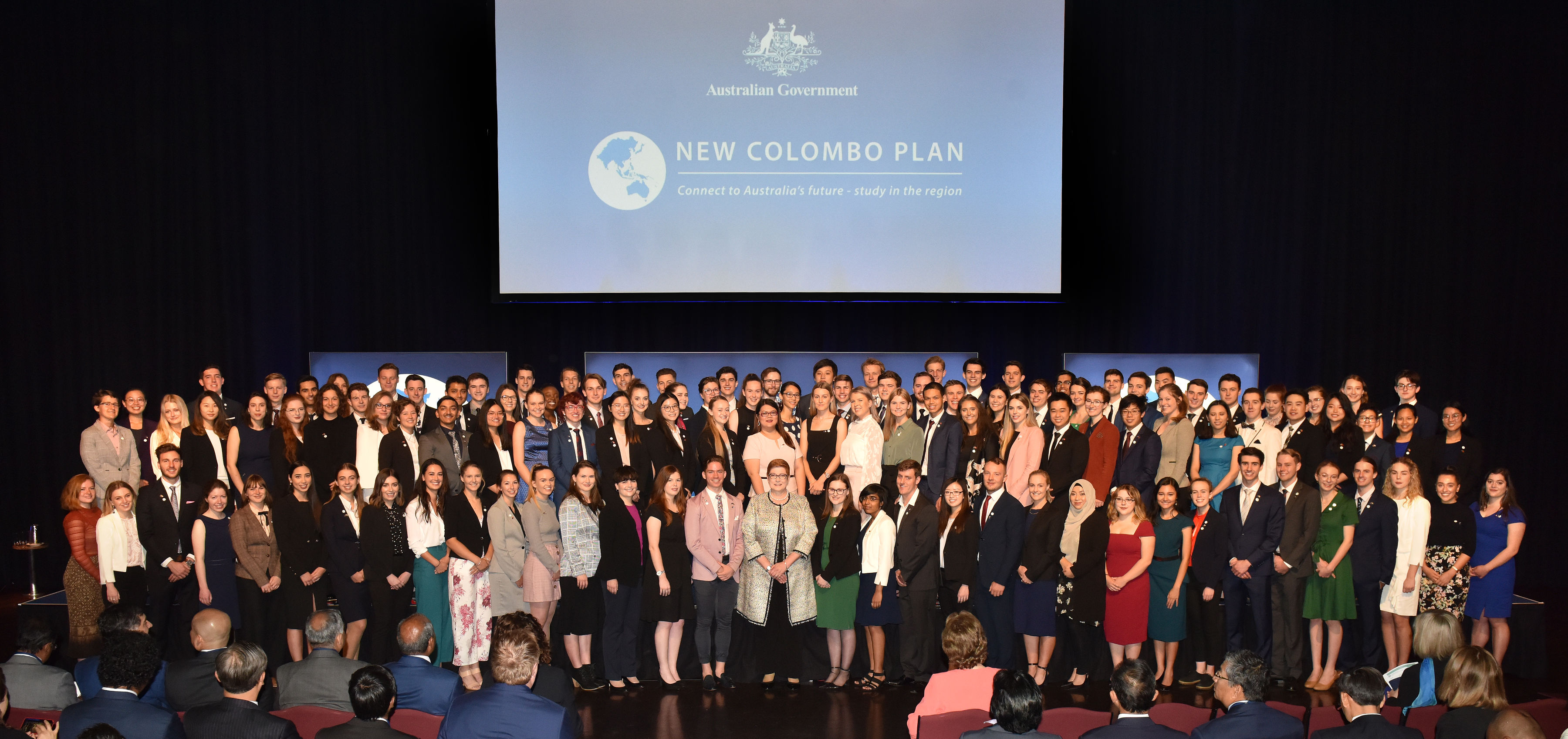 Minister for Foreign Affairs Marise Payne with the 2020 recipients