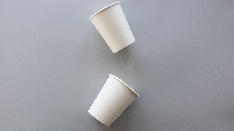 takeaway coffee cups