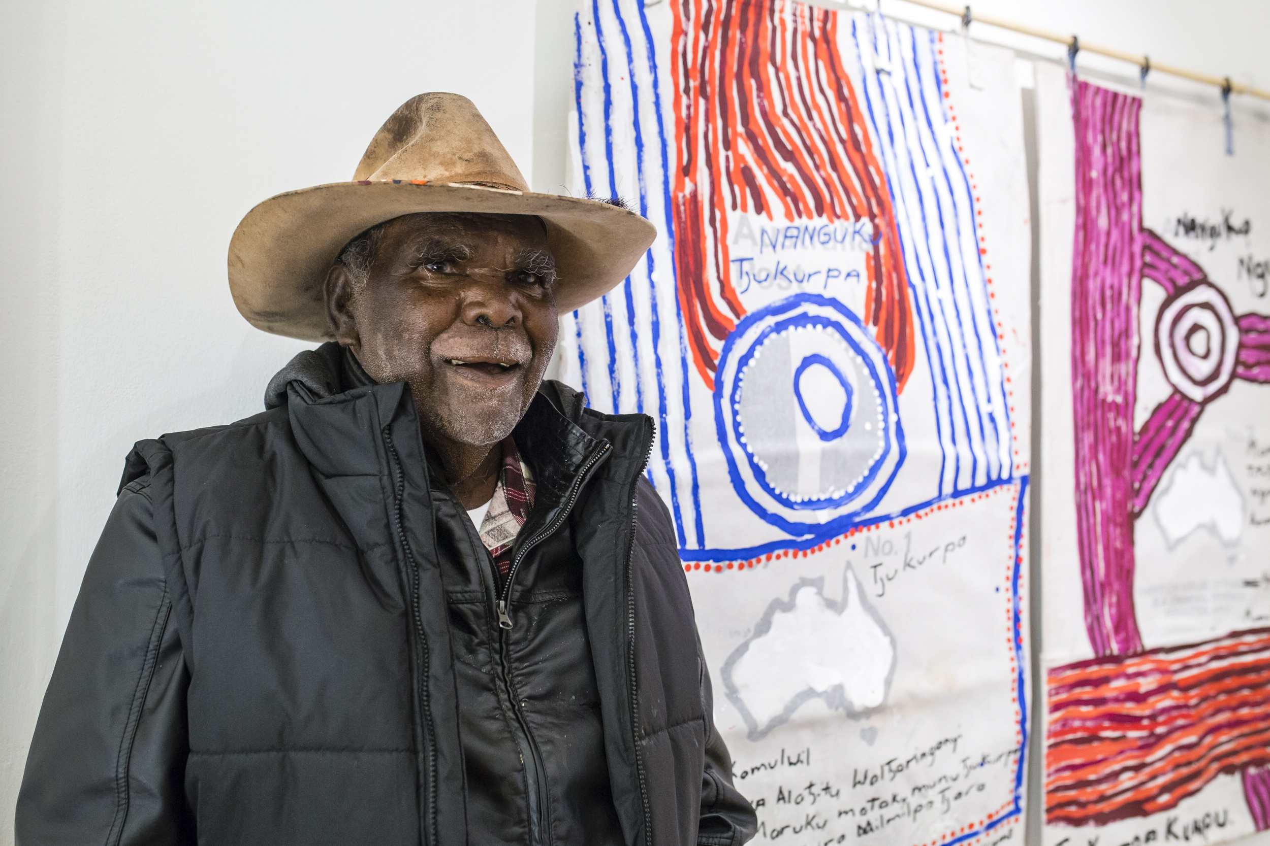 Mumu Mike Williams with Postbag Painting
