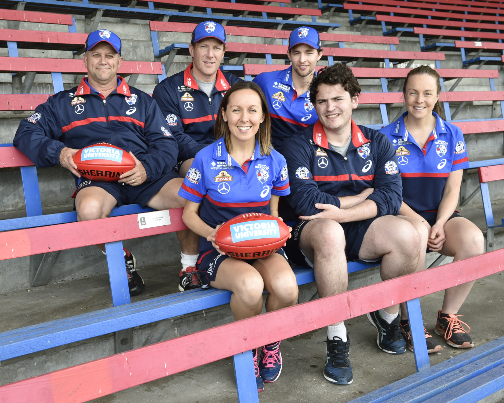 Bulldogs, VU create AFL first partnership