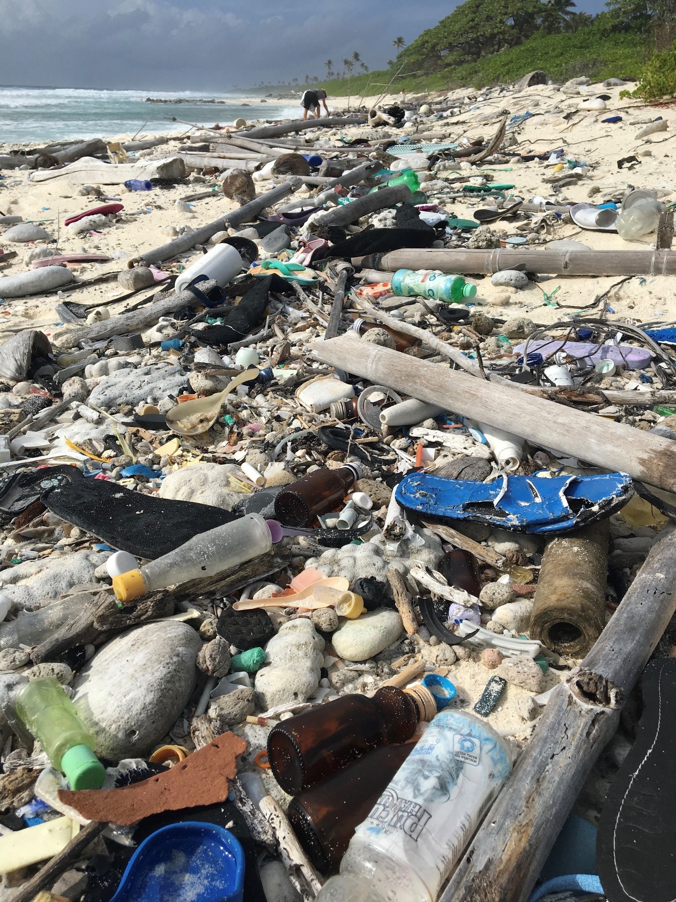 Australia's Cocos (Keeling) Islands drowning in plastic