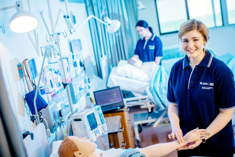 nursing-student-in-simulation-lab.jpg