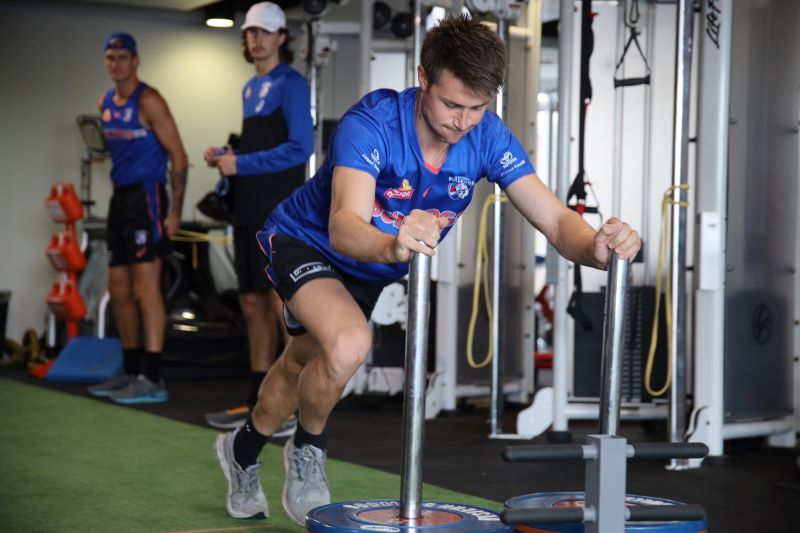 Image of Western Bulldogs player on strength equipment