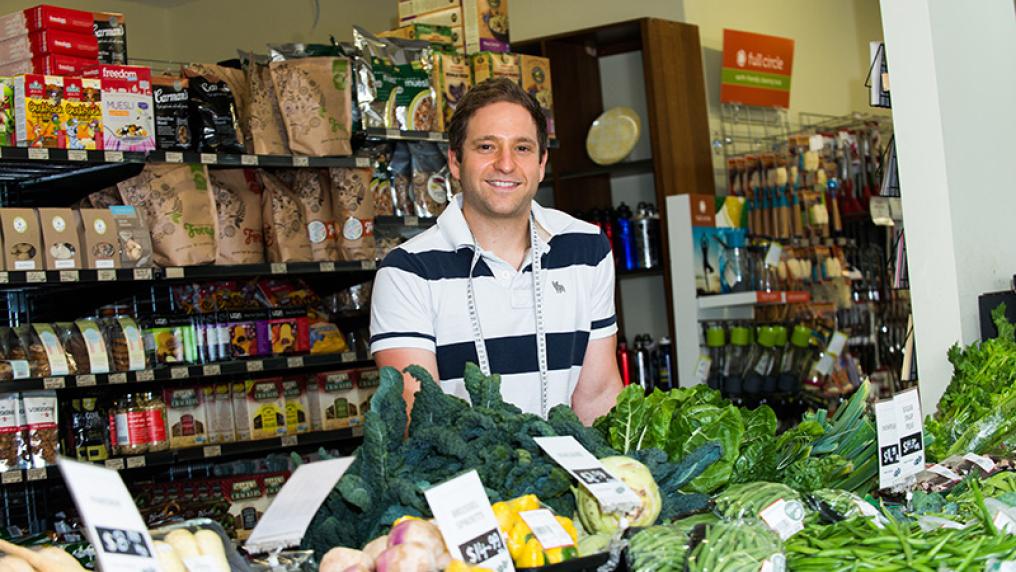 Bachelor of Nutritional Science/Master of Dietetics student with healthy food