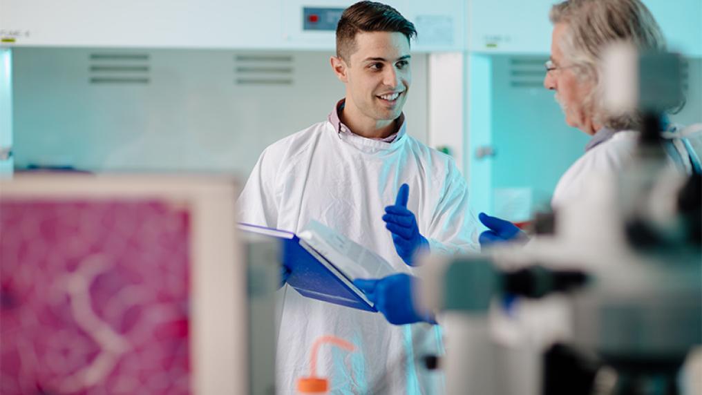A student of the Undergraduate Certificate in Health Science.