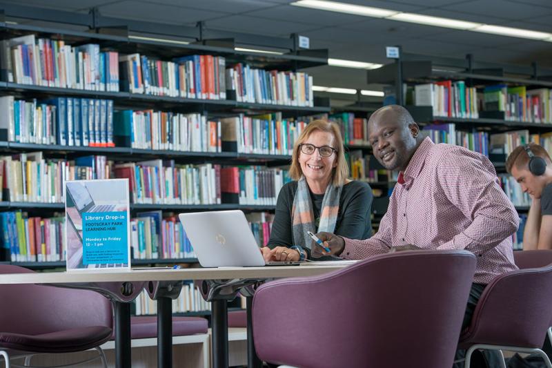 People participating in the VU Library drop-in sessions.