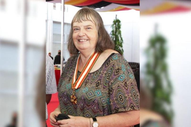 Dr Helen Hill
