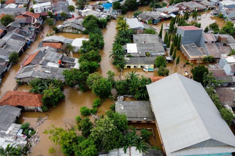  Flooded village from the air