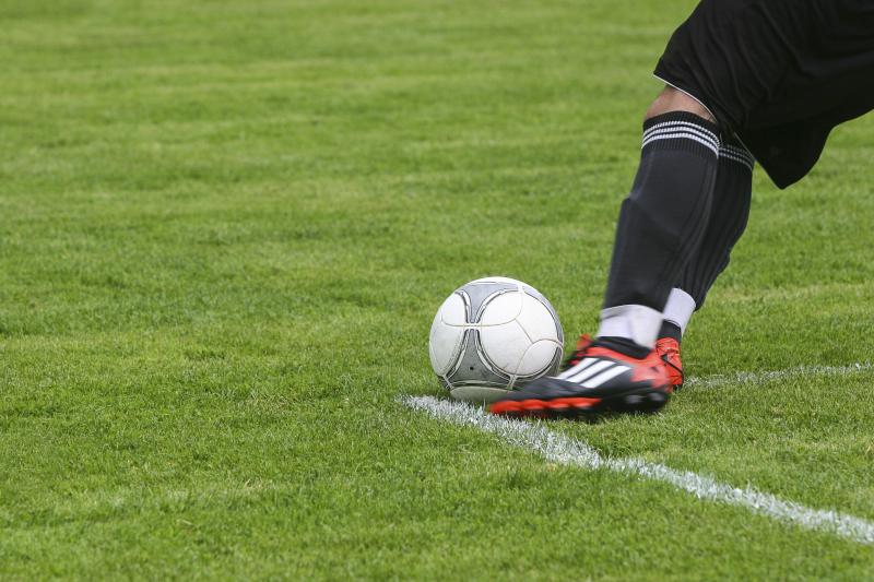  VU sport experts score goals at inaugural football conference