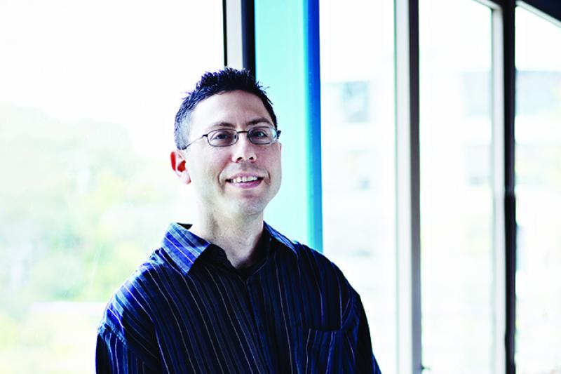 Itamar Levinger, VU researcher, portrait shot inside
