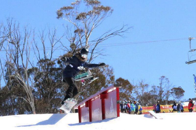  VU Student Lauren Staveley competing at 2017 Snow University Games