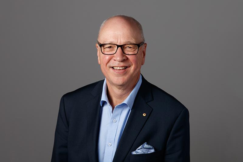 Vice-Chancellor Peter Dawkins