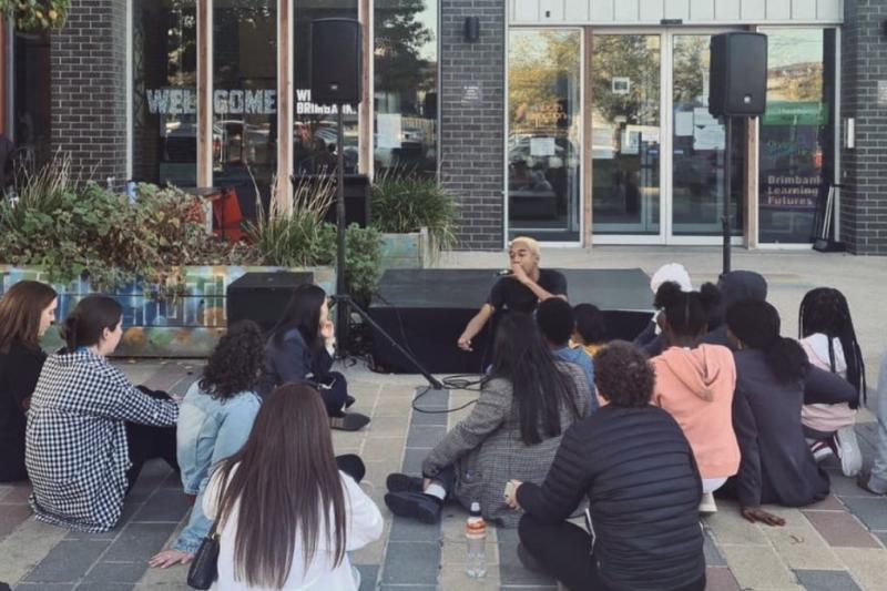   VU student Riley Lawrance (far left) at their placement with the Sunshine Sports Program.