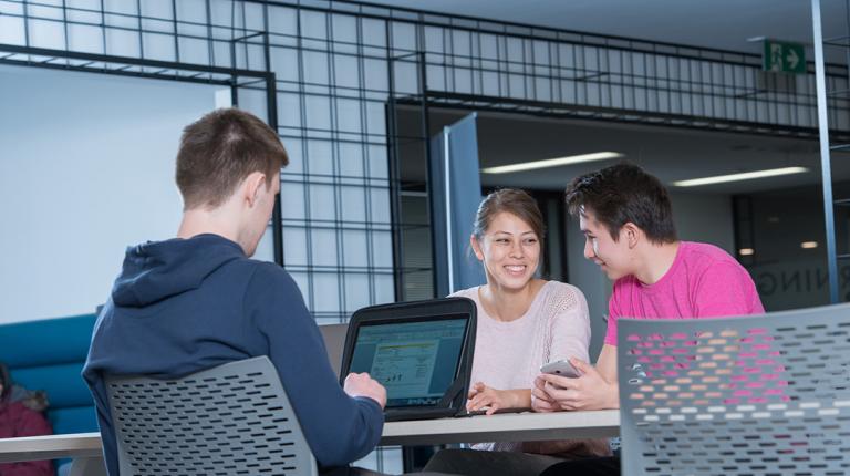 Summer studies: Welcome to VU Library