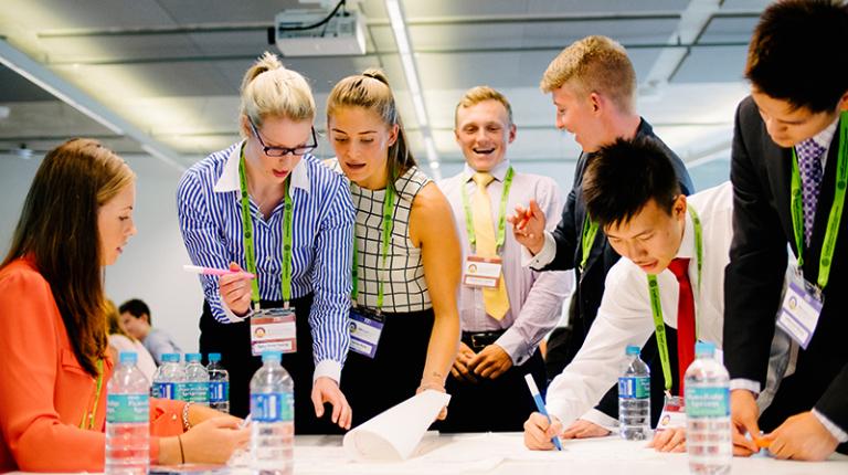 Review of University-Industry Collaboration in Teaching and Learning