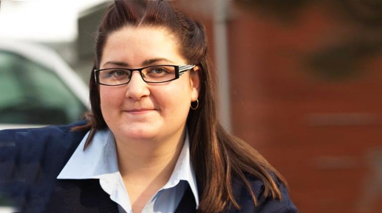 How VU's pathways led Kelly to her dream career as a paramedic