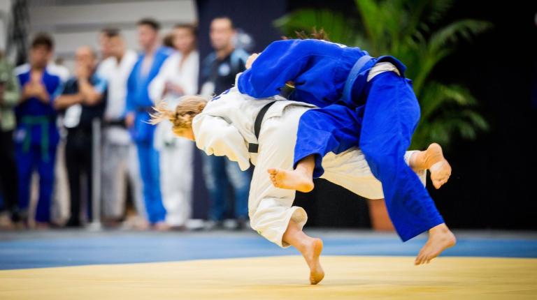 How Maeve balances study & athletic success