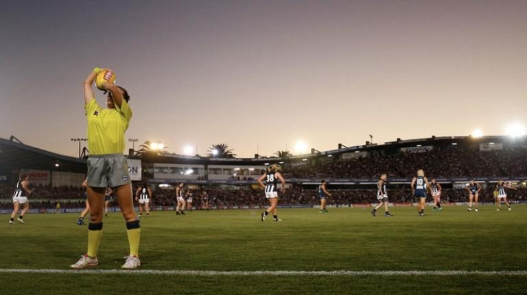 Footy umpire Mel discovers the key to career happiness