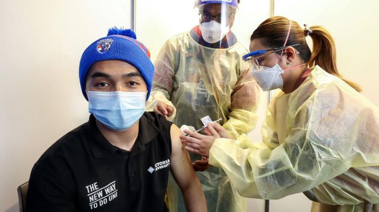 Western Bulldogs Pop-Up Vaccination Hub returns to VU Whitten Oval