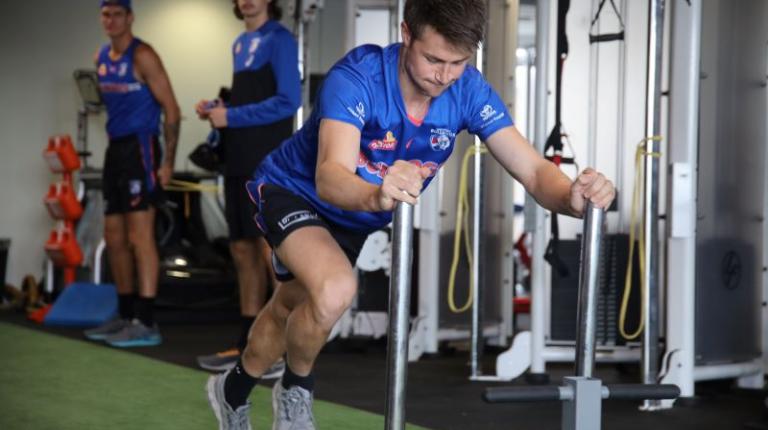 Victoria University teams up with Western Bulldogs on strength & conditioning course