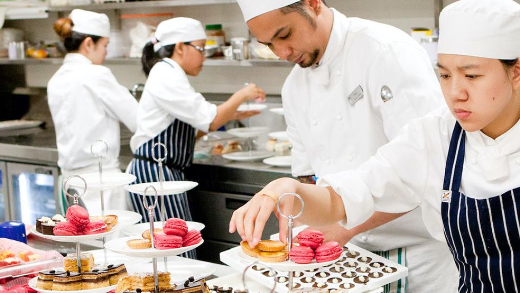 VU hospitality students