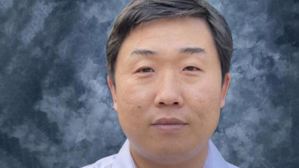 Dr Jingliang Dong
