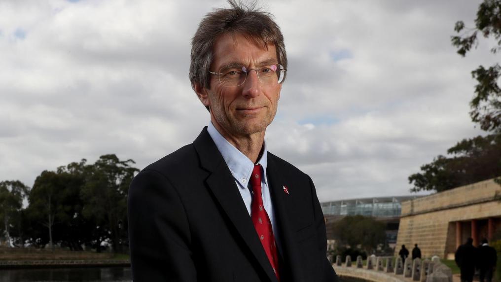 Tilman Ruff AO portrait