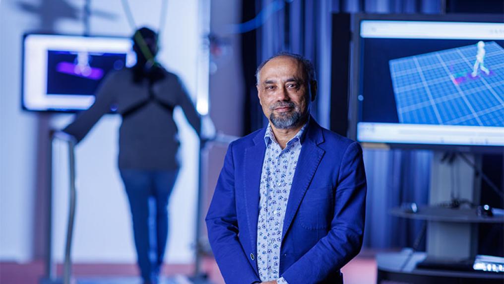 Professor Rezaul Begg at a research facility at Victoria University