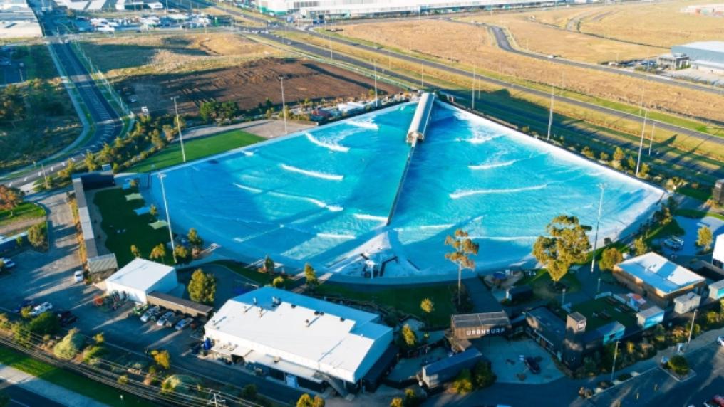 Drone view of the Urbnsurf wave pool